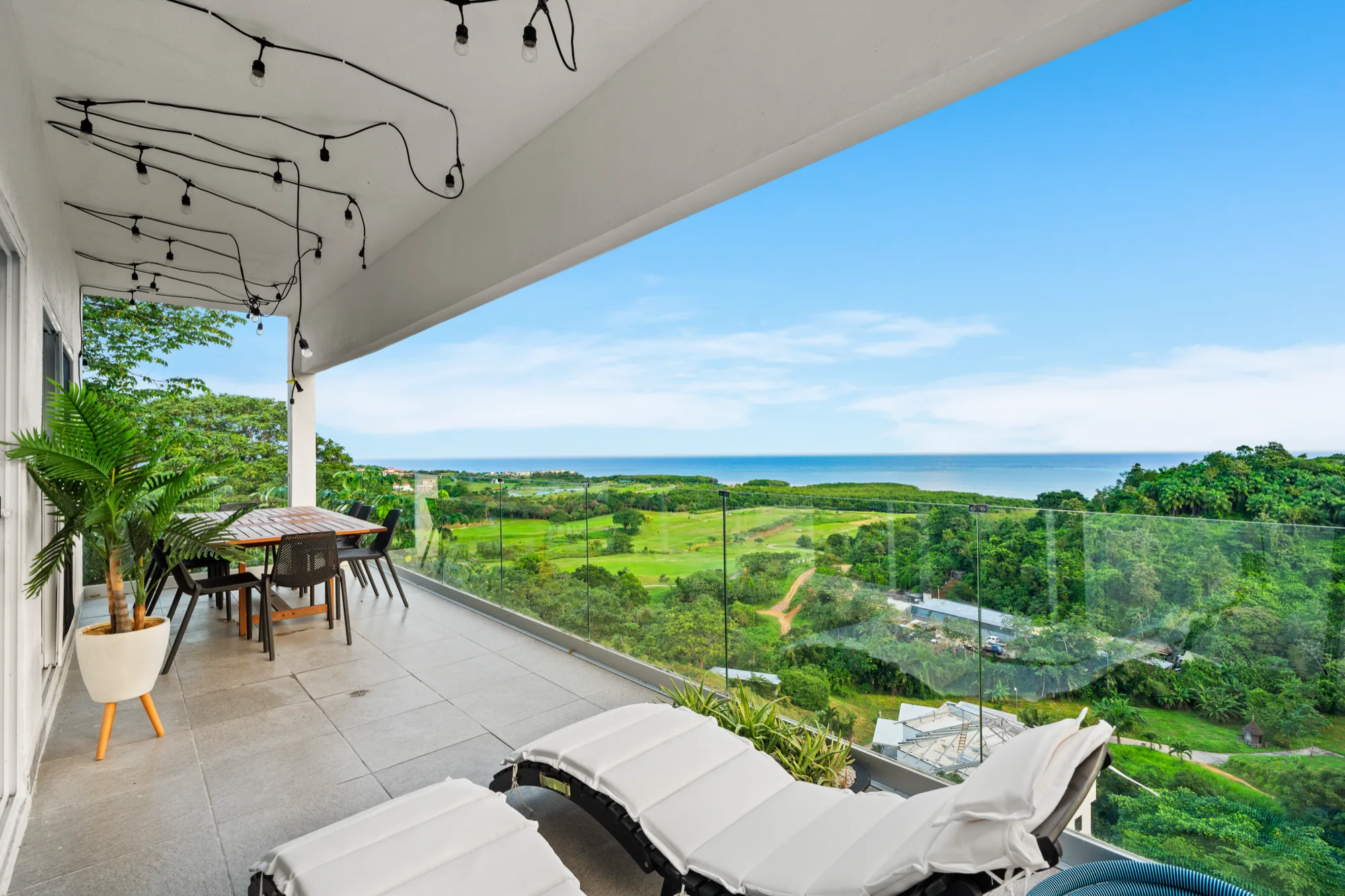 Endless Island Horizons — exterior photo 3 of 43
