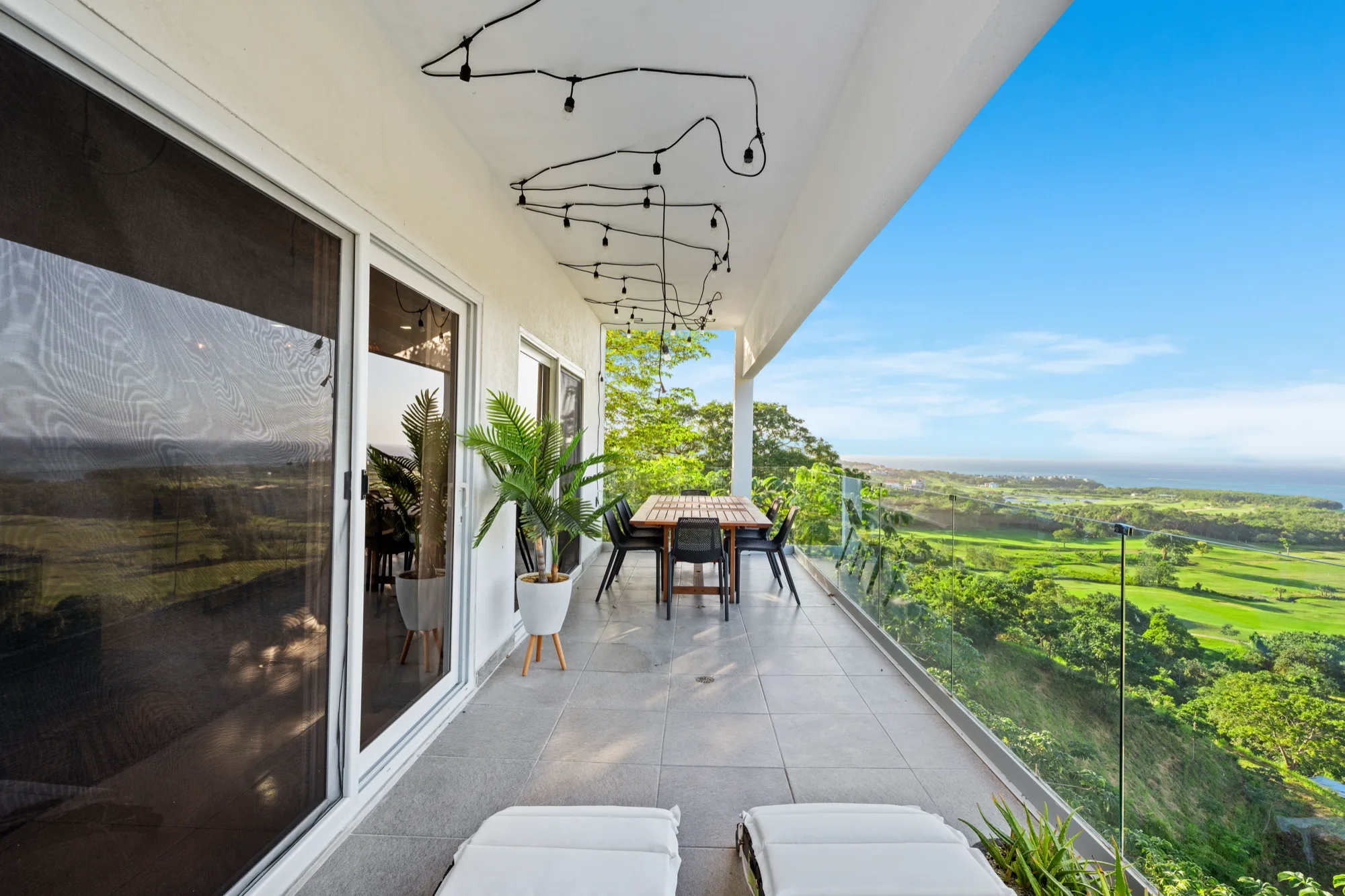 Endless Island Horizons — exterior photo 7 of 43