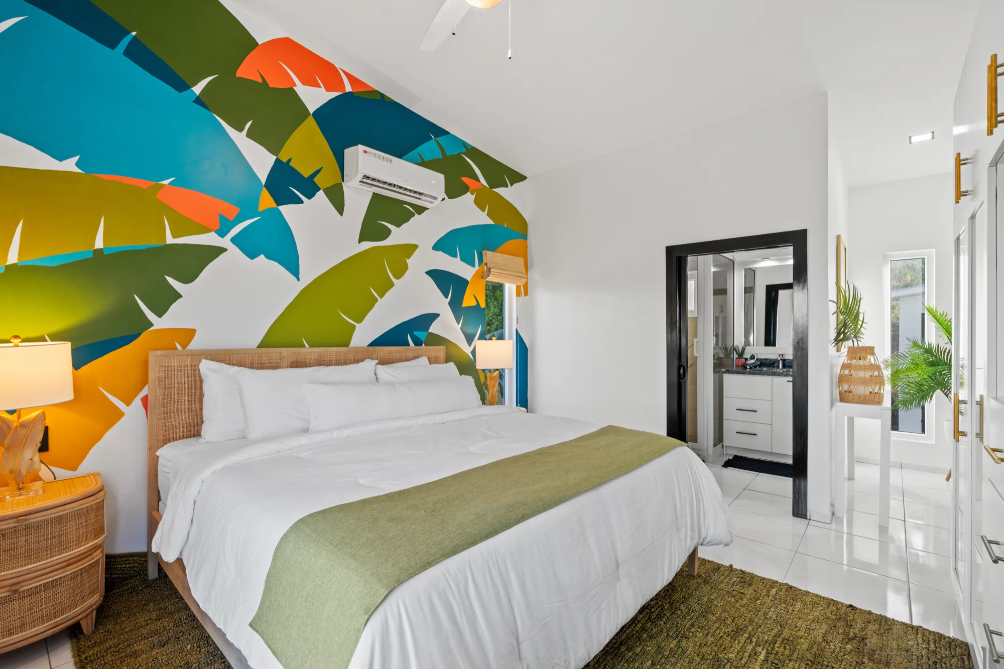 Endless Island Horizons — interior photo 28 of 34