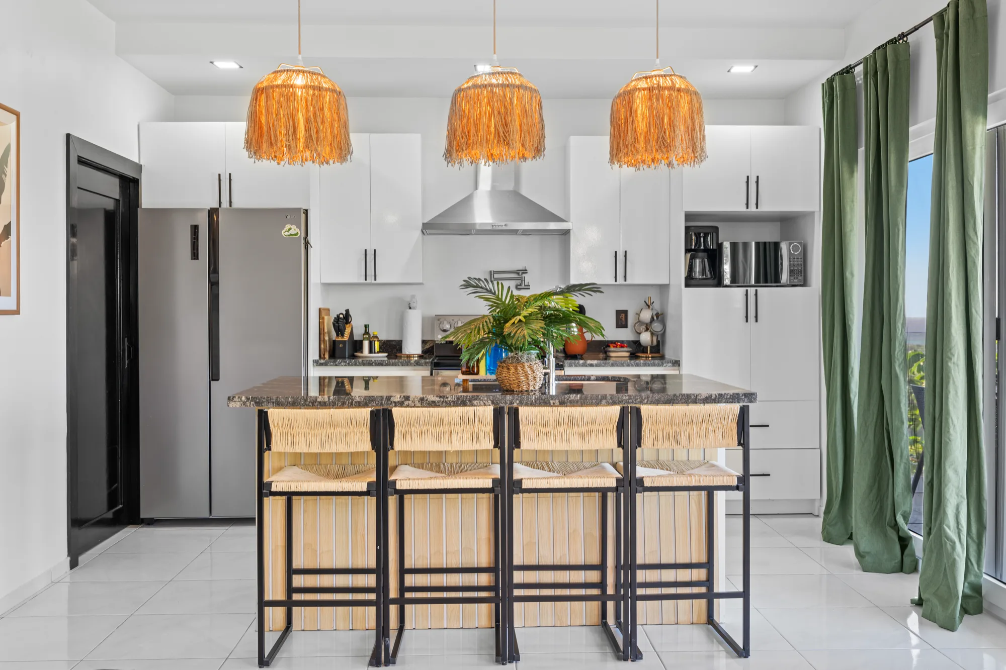 Endless Island Horizons — interior photo 9 of 34