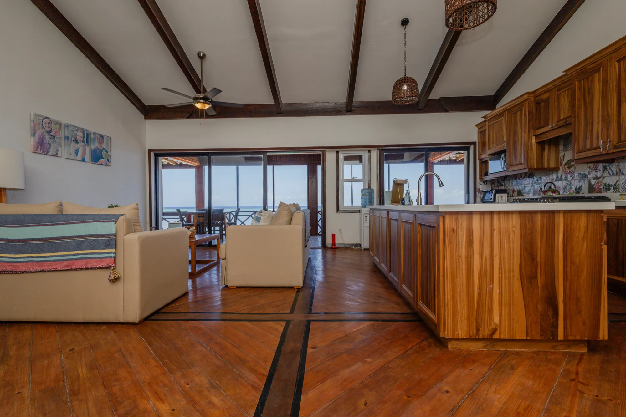 Beachfront Living & Income Retreat — interior photo 21 of 37